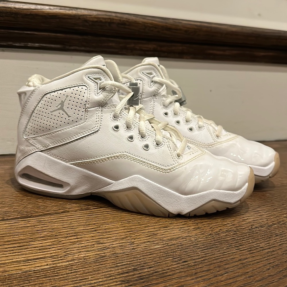 JORDAN B’LOYAL KIDS - Size 4.5 Y